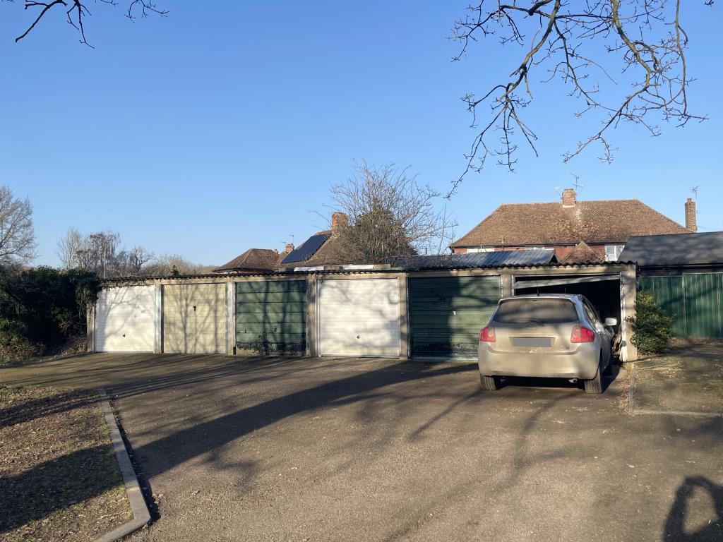 Lot: 19 - SIX GARAGES AND LAND WITH FURTHER POTENTIAL -